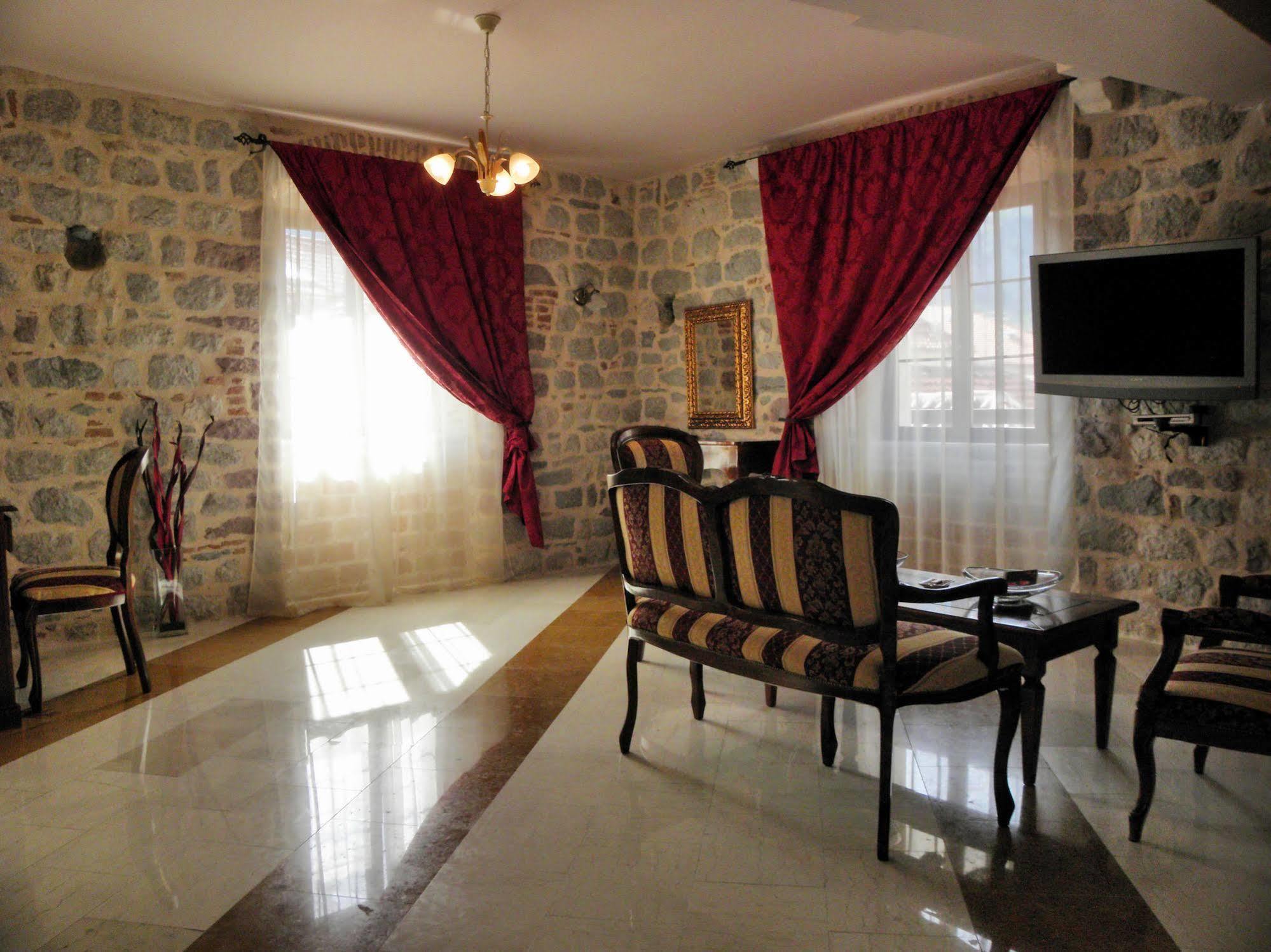 Hotel Villa Duomo Kotor Dış mekan fotoğraf